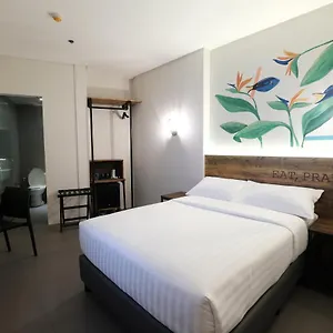 U Makati Otel